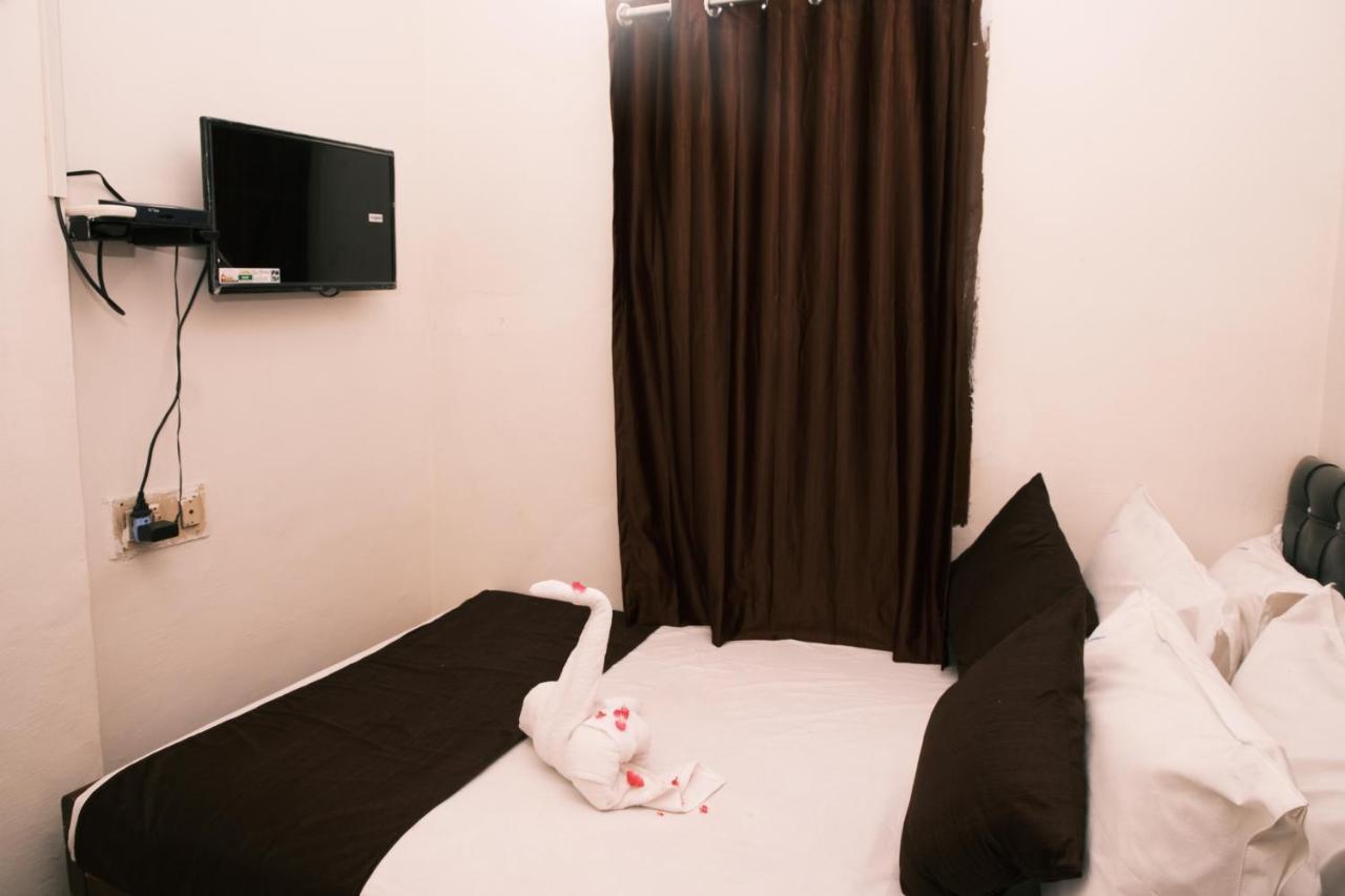 Aum Karthikeya Residency - Near Railway Station Chennai