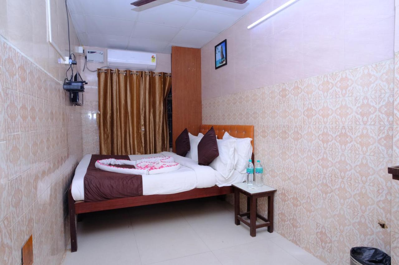 Aum Karthikeya Residency - Near Railway Station Chennai