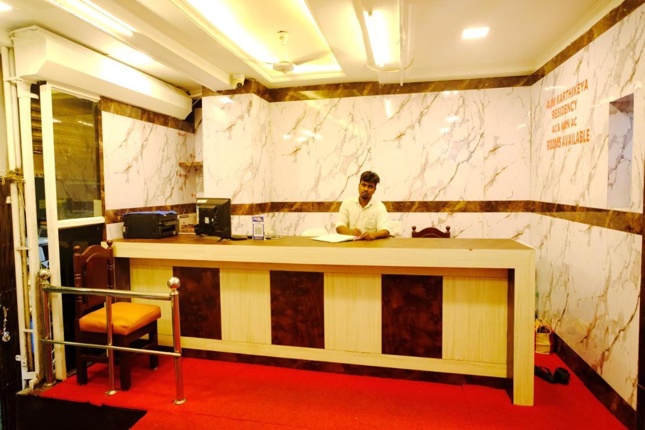 Aum Karthikeya Residency - Near Railway Station 3*